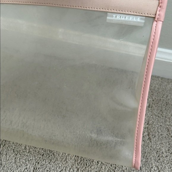 Truffle Collection Clarity Pouches - Large - Picture 4 of 5